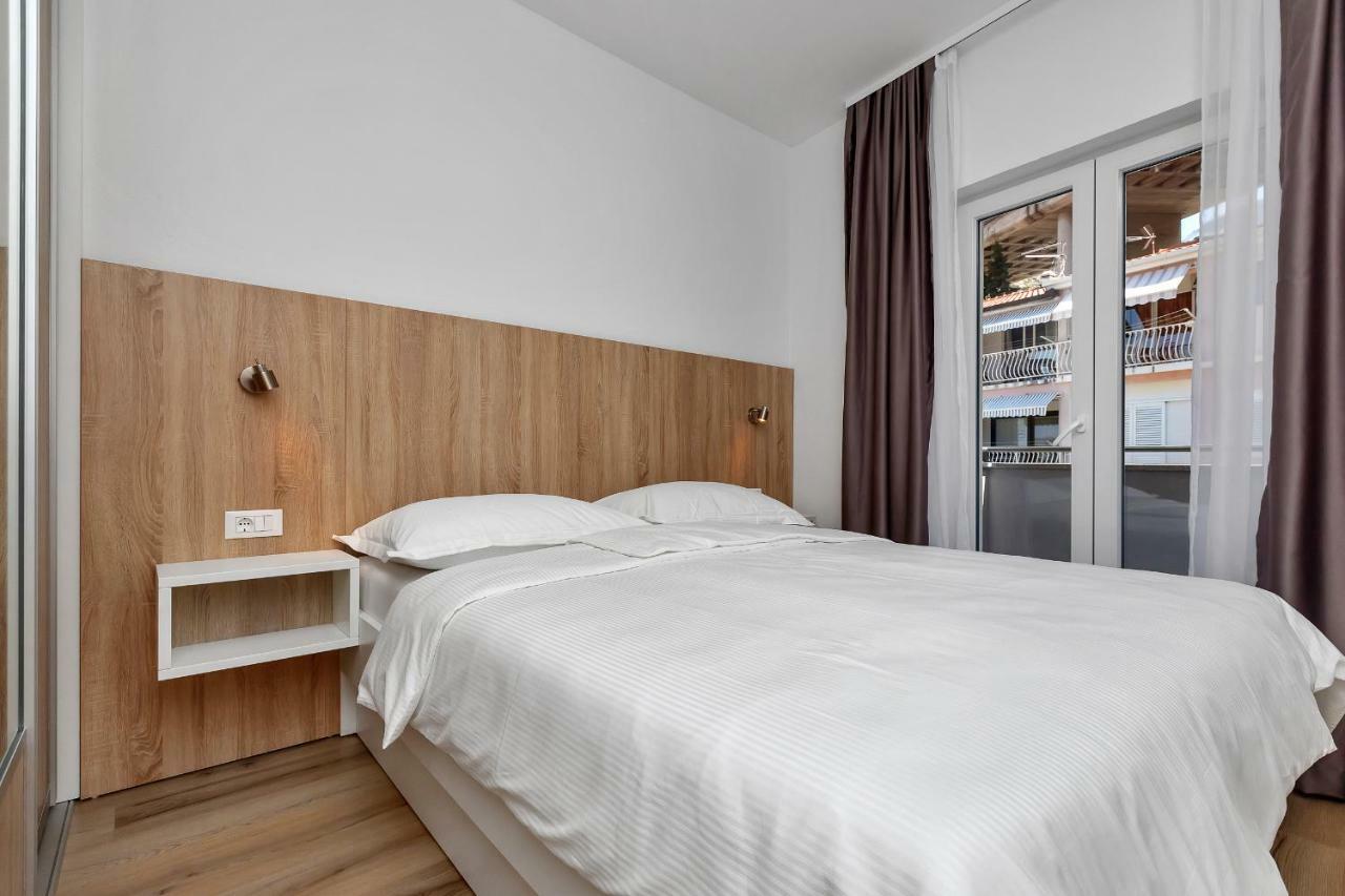 Apartmani Daniela Podgora Zewnętrze zdjęcie
