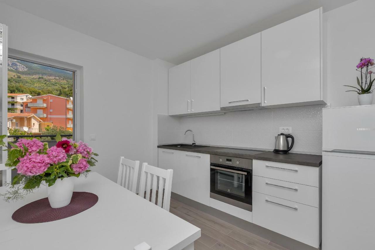 Apartmani Daniela Podgora Zewnętrze zdjęcie